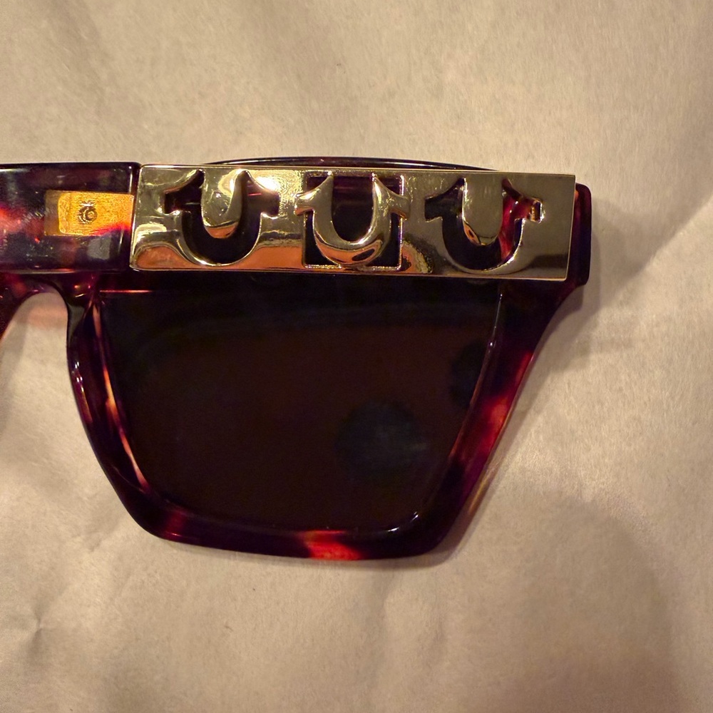 True Religion Tortoiseshell Sunglasses NWT - Picture 5 of 7